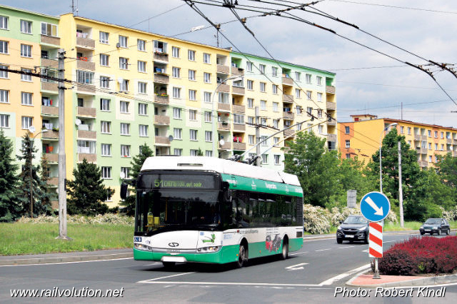 Solaris Trollino 12 AC (fleet number 101), in Chomutov on 29 May 2015.