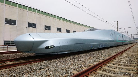 ALFA-X Experimental Train On High Speed Tests