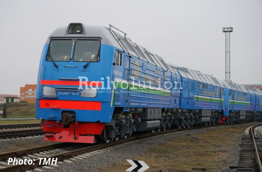 First Class 2TE25KM Locomotives For Uzbekistan