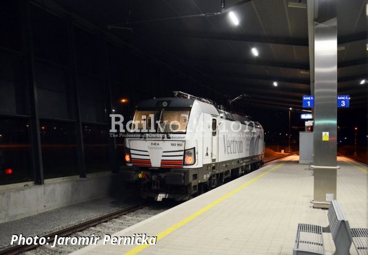 Siemens's Testing Vectron Sold To ČD