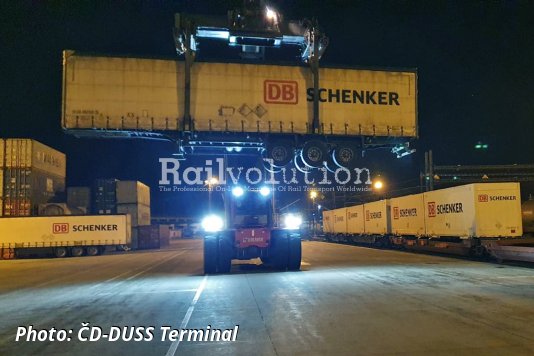 Hamburg To Lovosice Intermodal Service Stopped