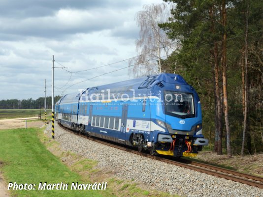 ČD's New Double-Deck Rake On Test At Velim