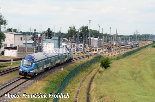 ČD's Double-Deck Push-Pull Train Unveiled