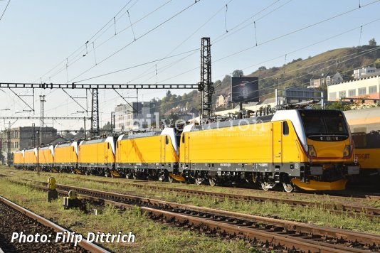Another Batch Of TRAXX MS3 Locomotives For RJ