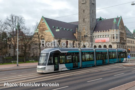 First Raide-Jokeri Tram In Test Service