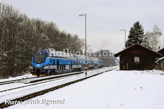 ČD's MSK Double-Deck Push-Pull Trains In Service