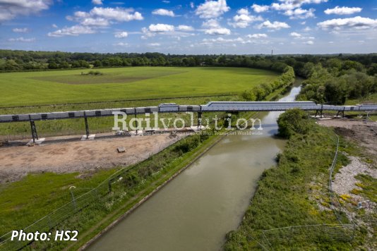 HS2 Conveyor Removes Over 30,000 Lorry Journeys From Warwickshire Roads