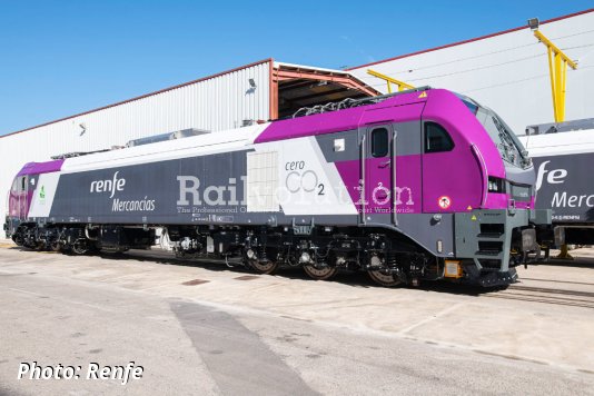 First EURO6000 Locomotives For Renfe Mercancías