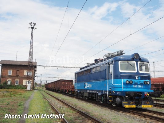 The first Class 242 electric for ČD Cargo
