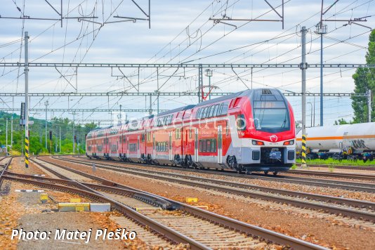 First ZSSK KISSes on the ŽSR network