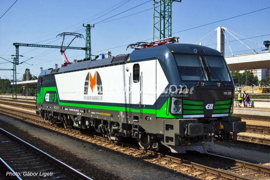 First Vectron With Hungarian Operator