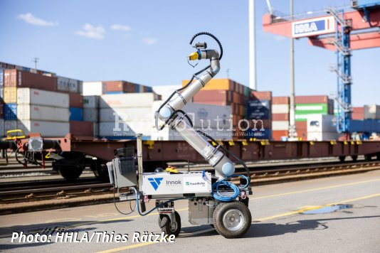 Deployment of mobile robotics in rail operations