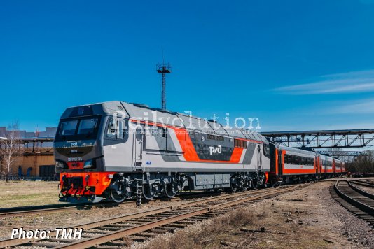 Class DP2D diesel-powered push-pull train for RZD