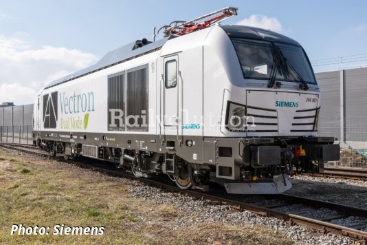 Up to 50 Vectron DM locomotives for Akiem
