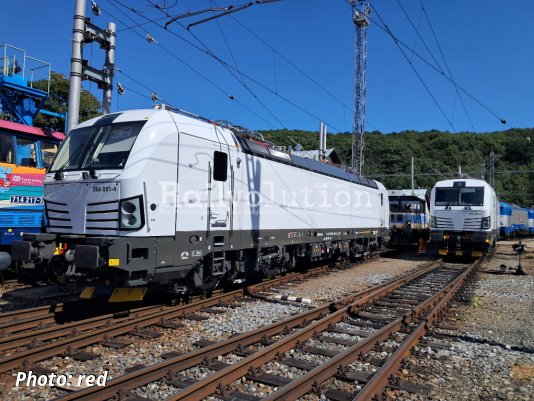 The first Class 384 Vectrons in Praha