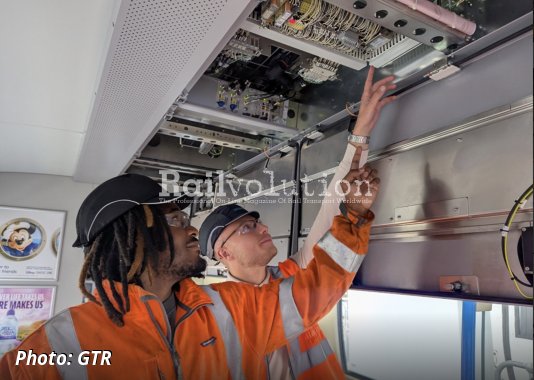 GTR and Siemens Mobility update ETCS OBUs in Class 717s