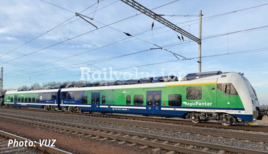 A new RegioPanter BEMU on test at VUZ Velim