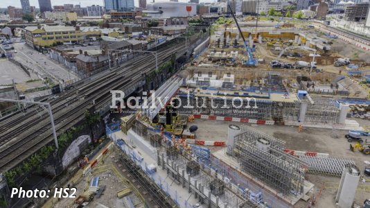 HS2 lifts first huge beams for Birmingham’s Curzon Street station