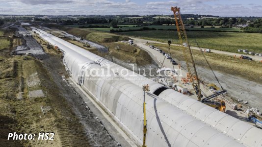 HS2 engineers assemble 2.5 km pre-cast tunnel