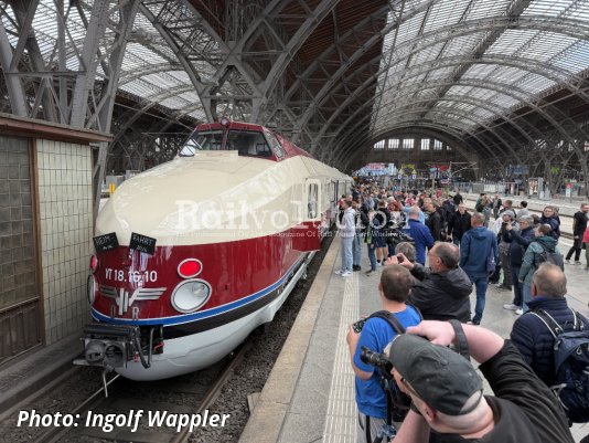 "Dolphin" returns to Praha after more than 20 years