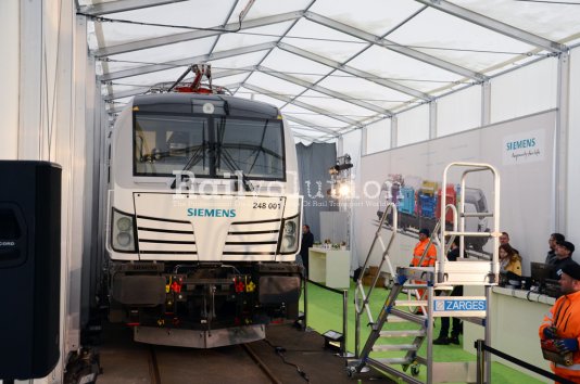Vectron Dual Mode Unveiled