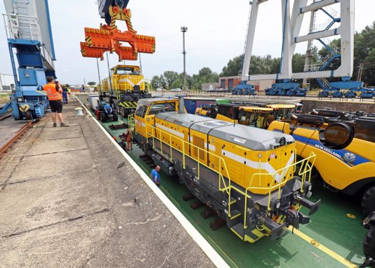 CZ LOKO Shunters For İsdemir