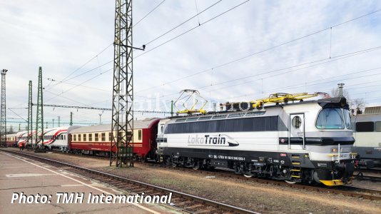 Tests Runs Of ENR Carriages In Hungary