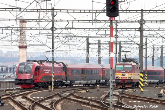 A Railjet In Praha