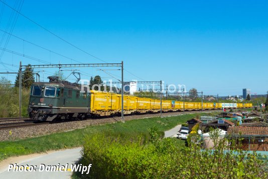 Last Green Class Re 4/4 Locomotives
