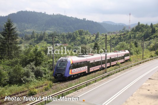 Electroputere VFU Tests Its DMU-01